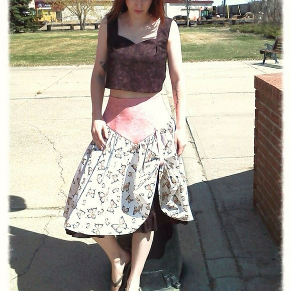 Crop Top and Skirt - Picture 5 of 8